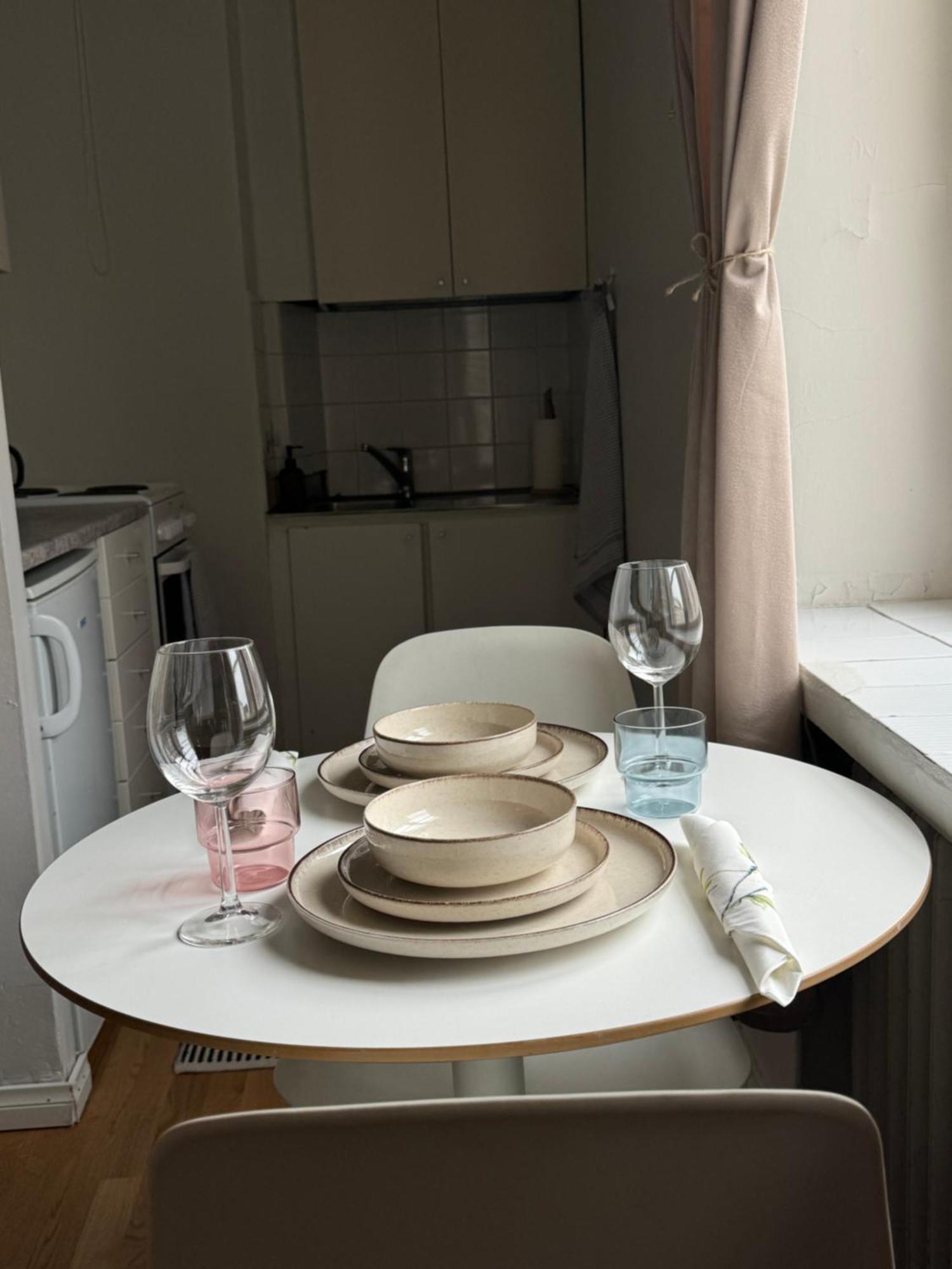 Your Chic Vibrant Airbnb Хелзинки Екстериор снимка