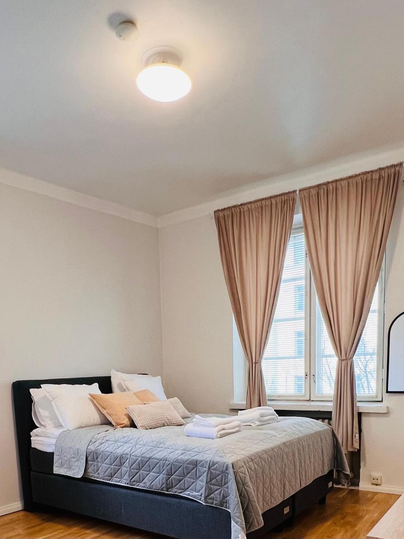 Your Chic Vibrant Airbnb Хелзинки Екстериор снимка