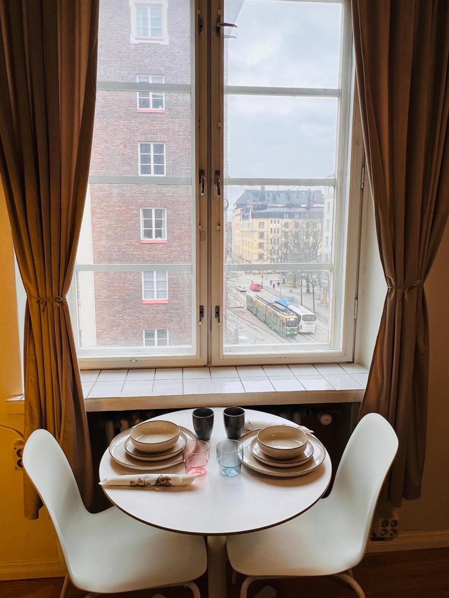 Your Chic Vibrant Airbnb Хелзинки Екстериор снимка